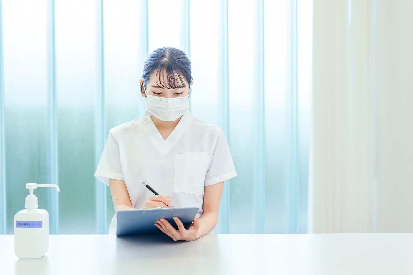2、心理カウンセラーになるには?