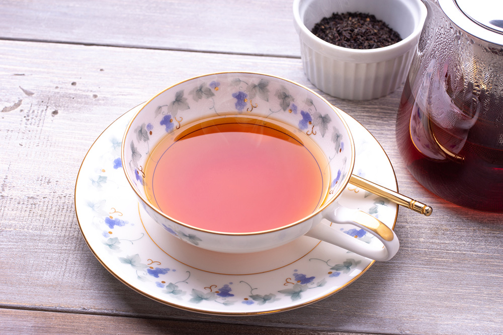 紅茶の人気と世界中で広く愛されている理由